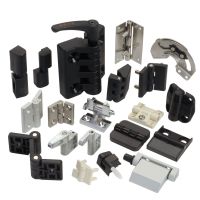 Scharniere und Kloben