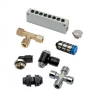 Zubehr und Verbinder