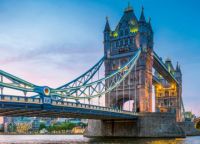 TOWER BRIDGE